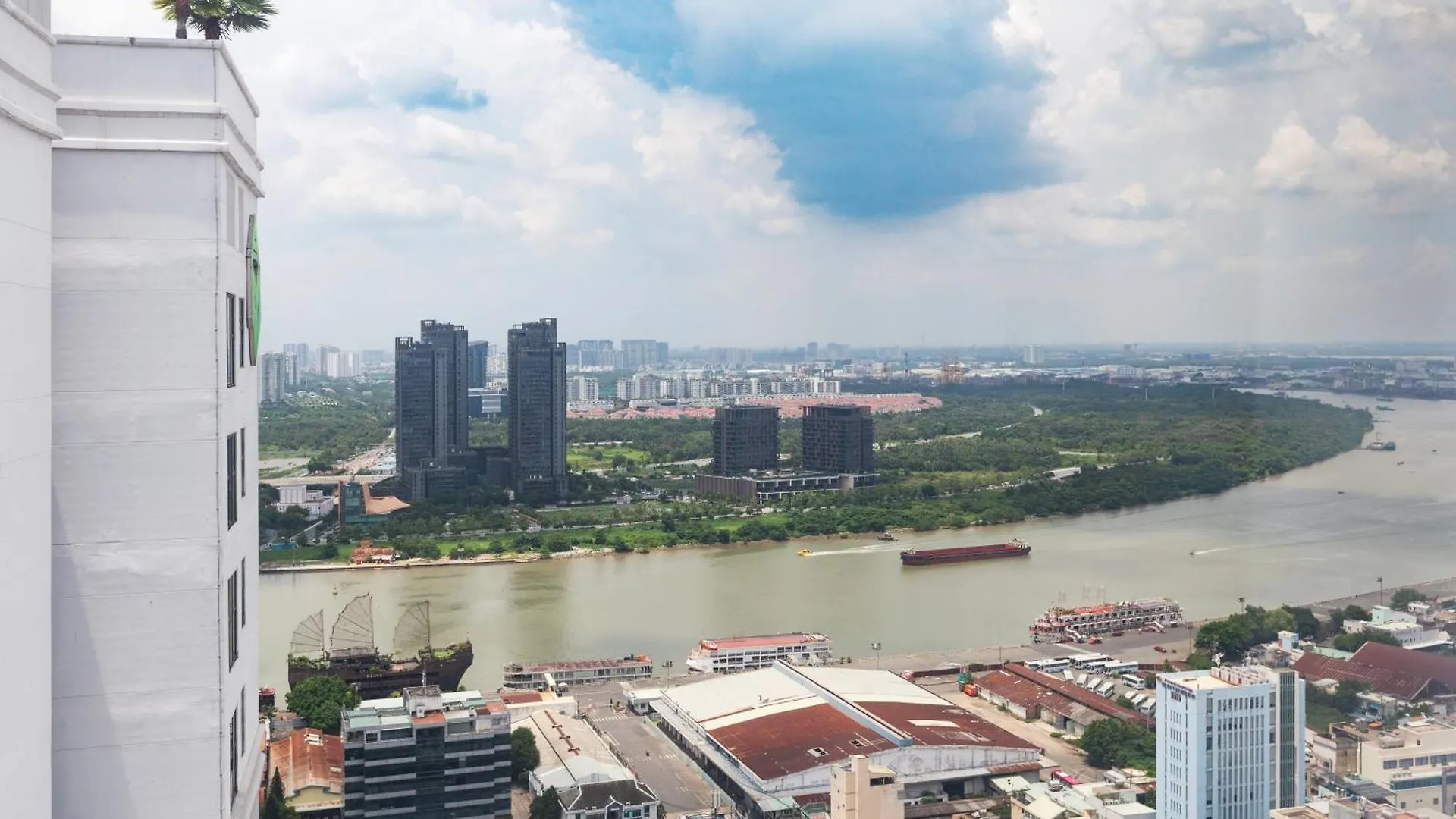 Smile Home Tresor Apartment - Modern Comfortable Ho-Chi-Minh-Stadt