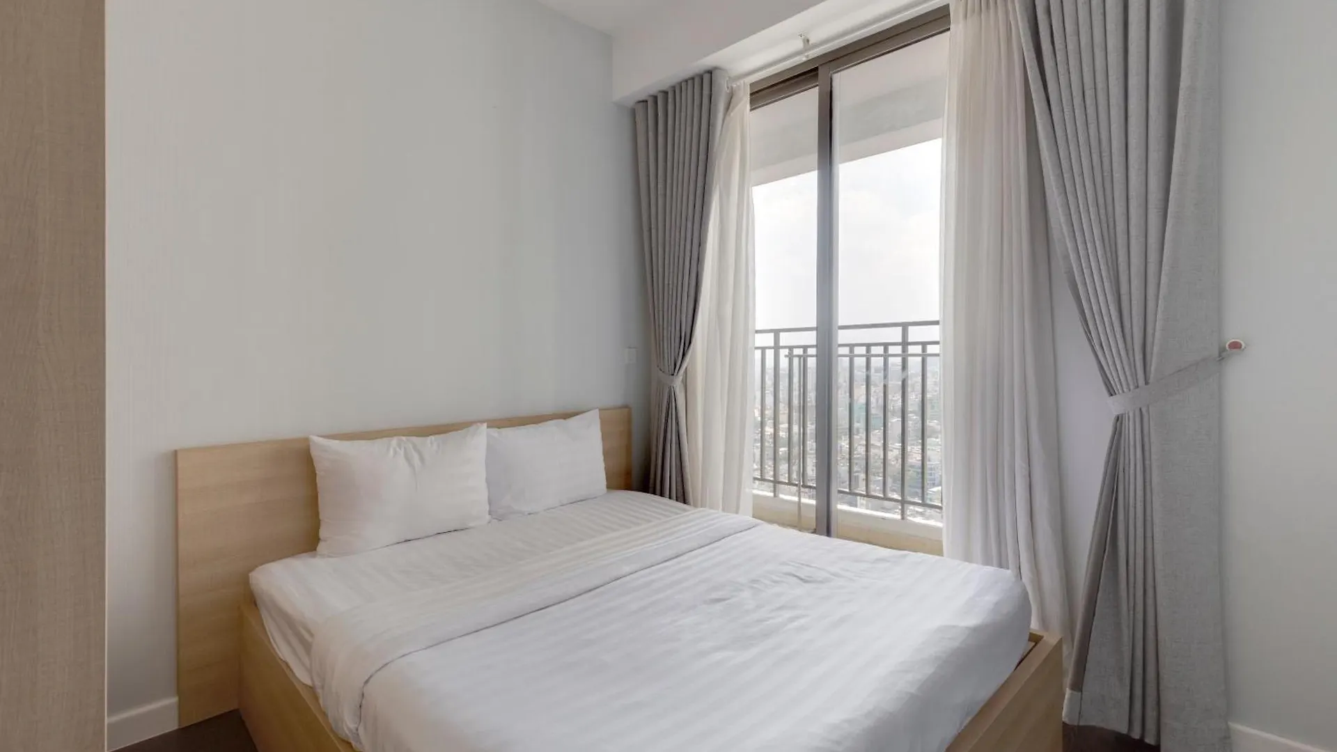 Smile Home Tresor Apartment - Modern Comfortable Ho-Chi-Minh-Stadt